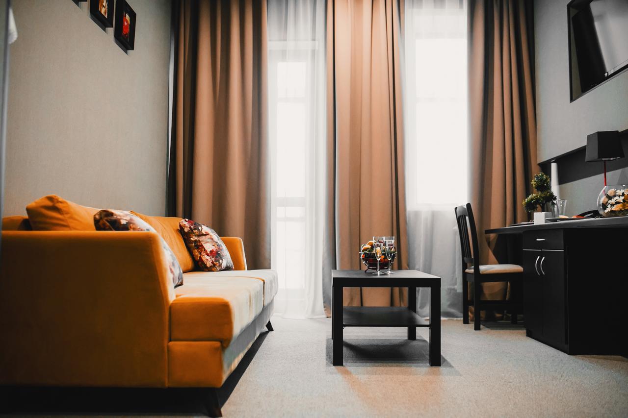 Astana Central Hotel Bagian luar foto